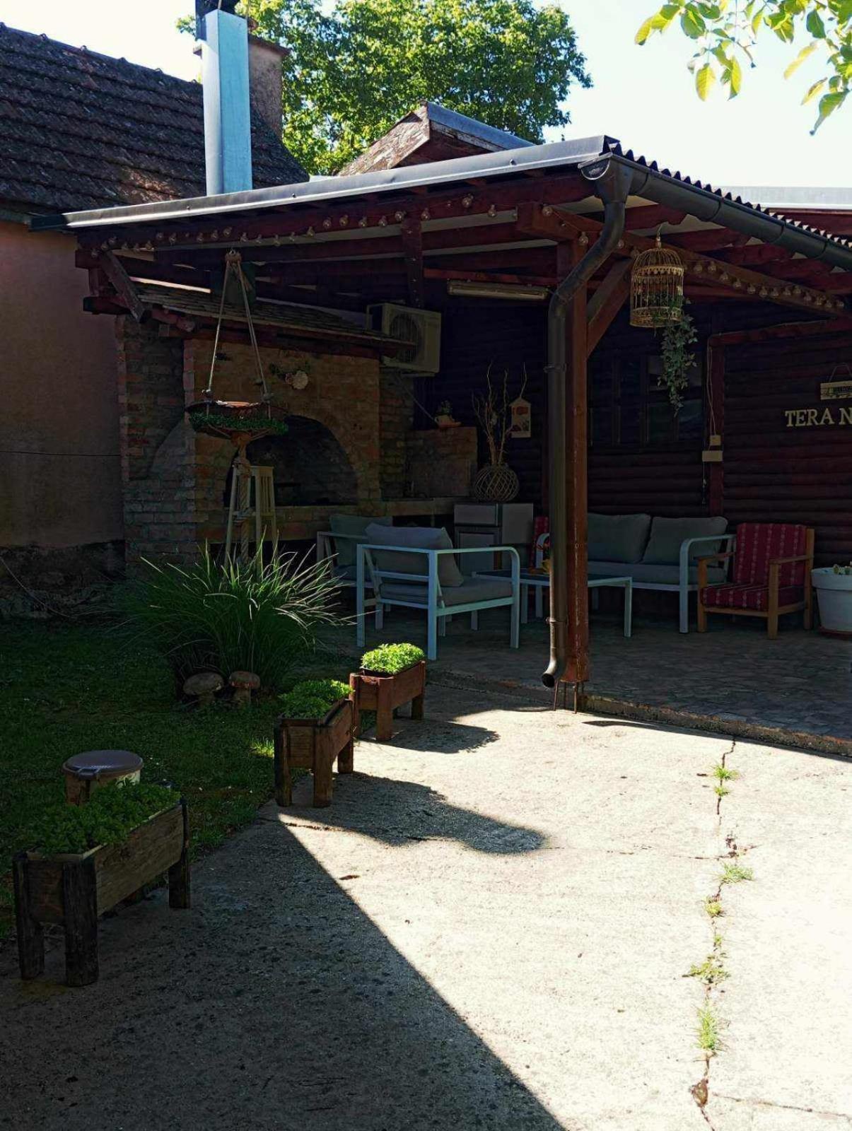 Villa Tera Nova à Vrdnik Extérieur photo